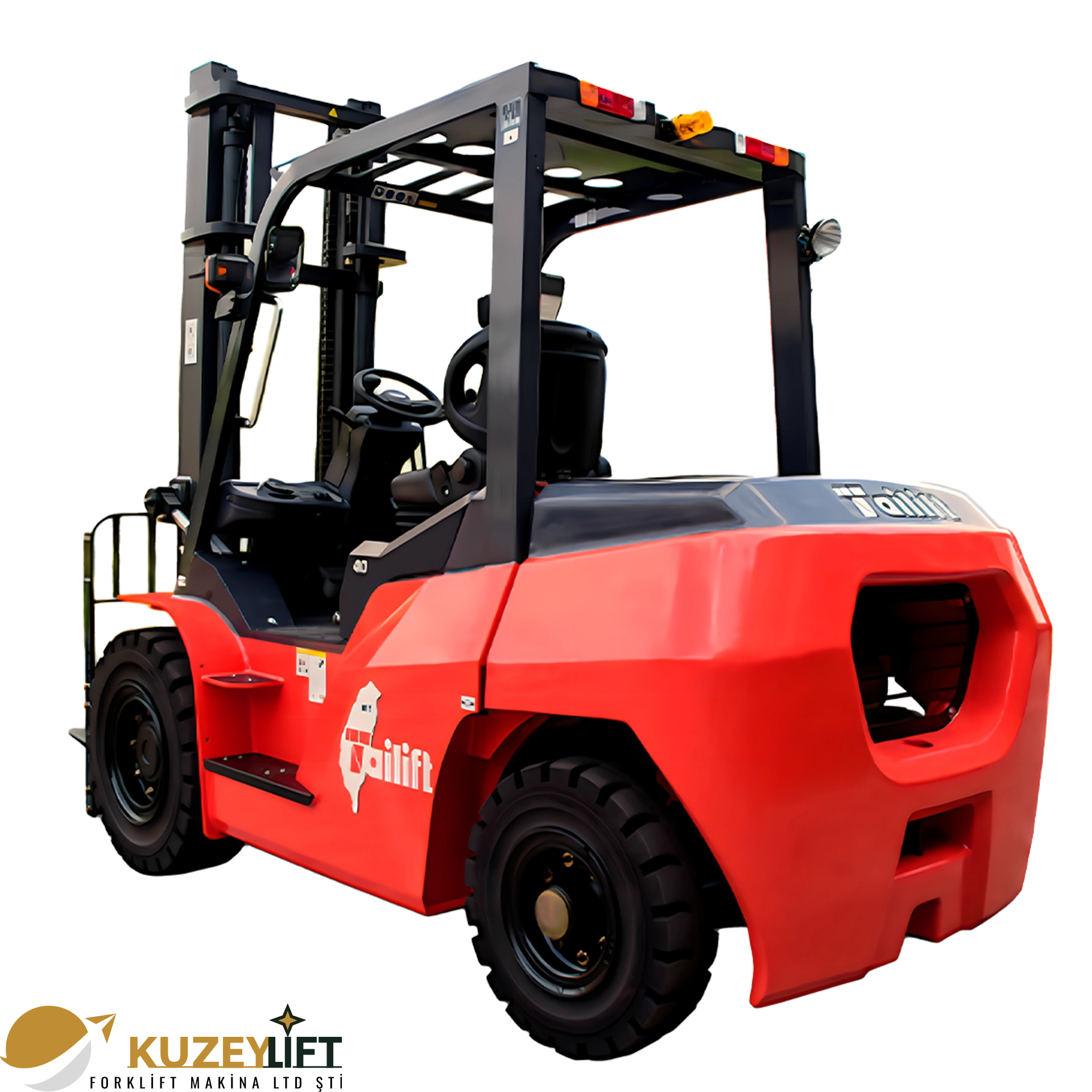 İzmir’de Kuzey Lift Forklit güvencesiyle sunulan Tailift PFD50, 5 ton yük kaldırma kapasitesi ve 4,8 metre kaldırma yüksekliği (asansör) ile ağır sanayi ve lojistik uygulamalarında üstün performans sağlar. KUBOTA 3307-CR dizel motoru (74 kW / 2400 rpm, 4 silindir, 3331 cm³) yüksek tork ve güçlü çekiş sunarken, lityum-iyon akü destekli elektrik sistemi daha güvenli ve stabil bir kullanım sağlar. Sağlam gövde yapısı, yüksek çekme kuvveti ve geniş çalışma alanı uyumu ile uzun süreli ağır yük operasyonlarında maksimum güvenilirlik sunar.